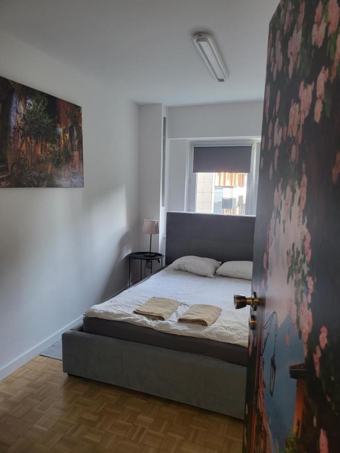 Studio Zelazna Rooms Near Old Town Varsovia Exterior foto